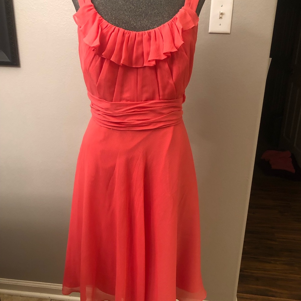 Crinkled chiffon dress with ruffle collar